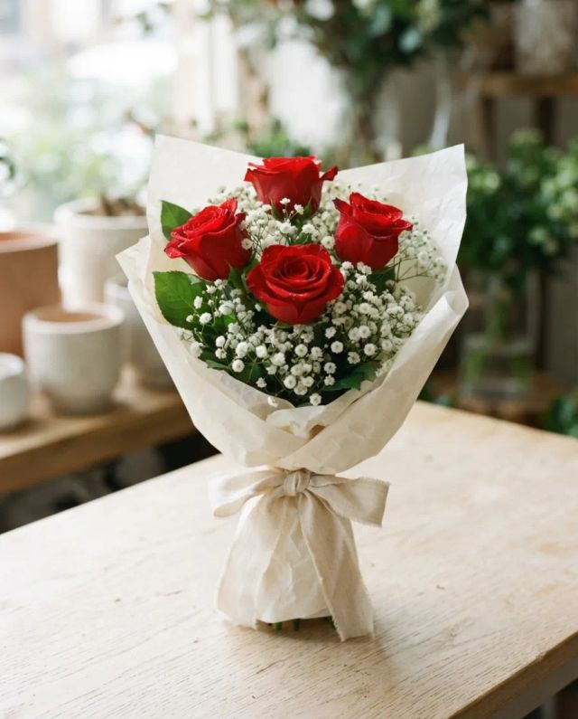 Buquê 4 rosas